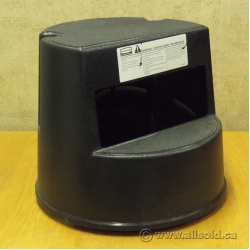 Rubbermaid Black Rolling Step Stool